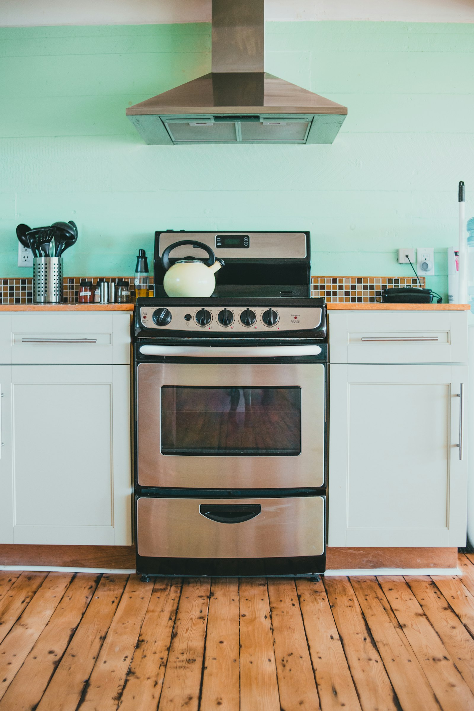 Whirlpool range repair — professional appliance service