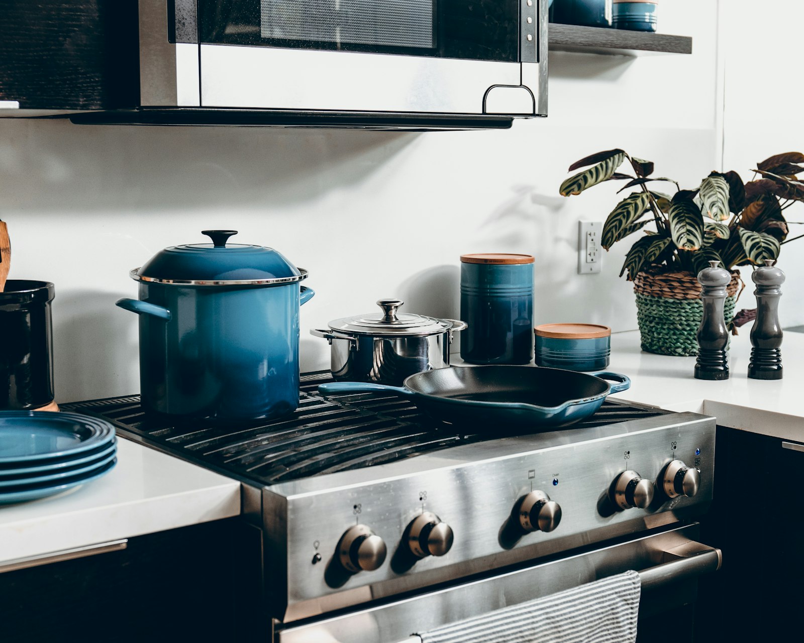Whirlpool range repair — professional appliance service